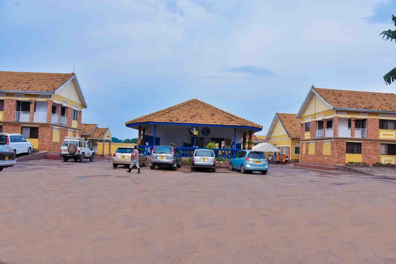 Enro Hotel Mityana Exterior photo